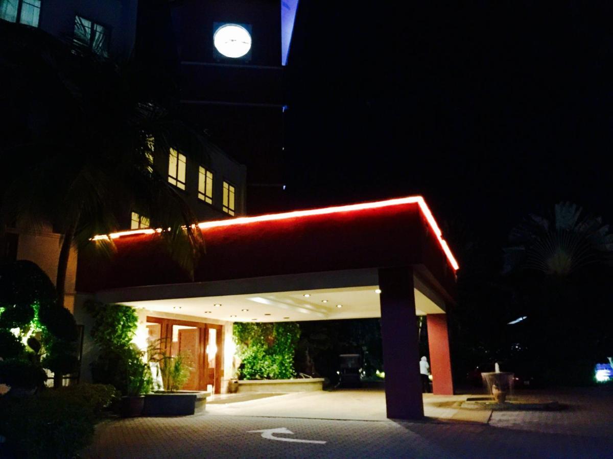 Langkawi Lagoon Ocean Resort ปันไตเจอนัง ภายนอก รูปภาพ
